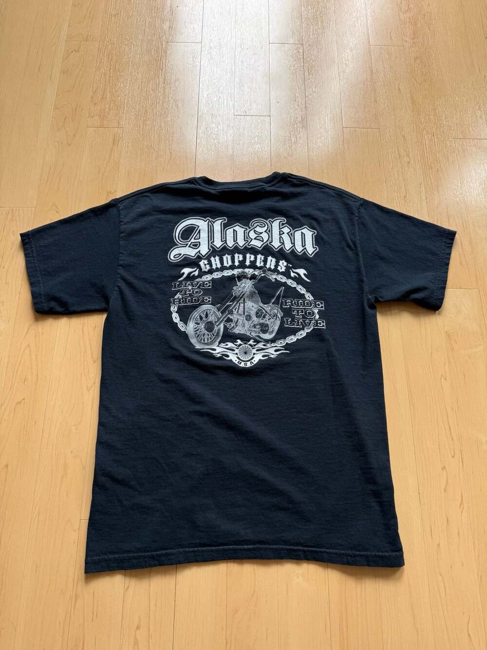 Gildan Alaska Choppers Motorcycle Graphic T-Shirt Medium